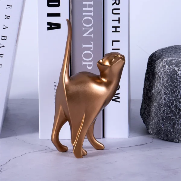 Golden Couples Cat Figurine Table Décor Animal Statues European Creative Resin Art Sculpture Wedding Gift Decoratvie Home Décor - Image 2